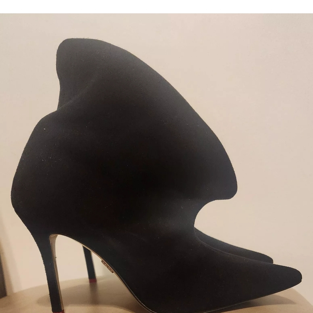 BEAUTIISOLES BY Robin Sherman Size 10 Alicia Slouch Bootie (Women)BEAUTIISOLES